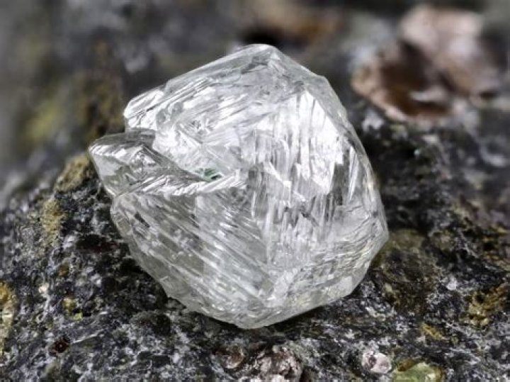Is diamond a mineral?